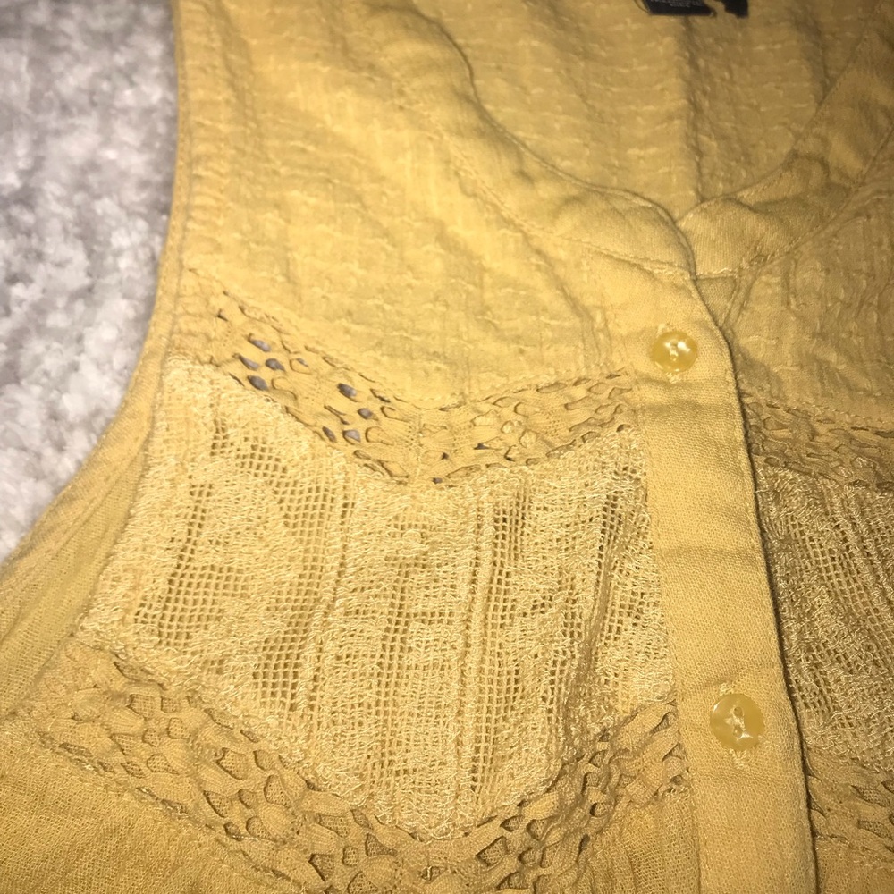 Yellow Tank - Picture 4 of 4